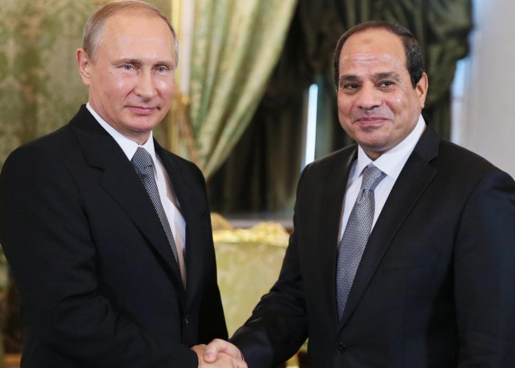 MOSCOW, RUSSIA. AUGUST 26, 2015. Russia's President Vladimir Putin (L) and Egypt's President Abdel Fattah el-Sisi shake hands during a meeting at the Moscow Kremlin. Mikhail Metzel/TASS |
