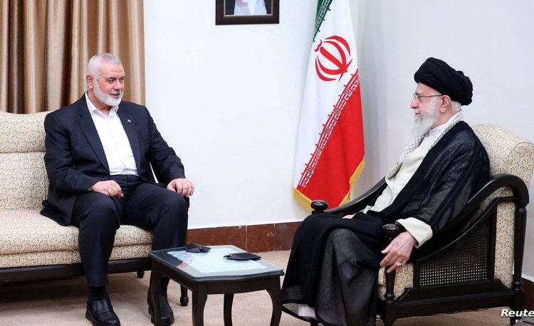 Iran's Supreme Leader Ayatollah Ali Khamenei meets with Palestinian group Hamas' top leader Ismail Haniyeh in Tehran, Iran July 30, 2024. Office of the Iranian Supreme Leader/WANA (West Asia News Agency)/Handout via REUTERS ATTENTION EDITORS - THIS PICTURE WAS PROVIDED BY A THIRD PARTY. NO RESALES. NO ARCHIVES